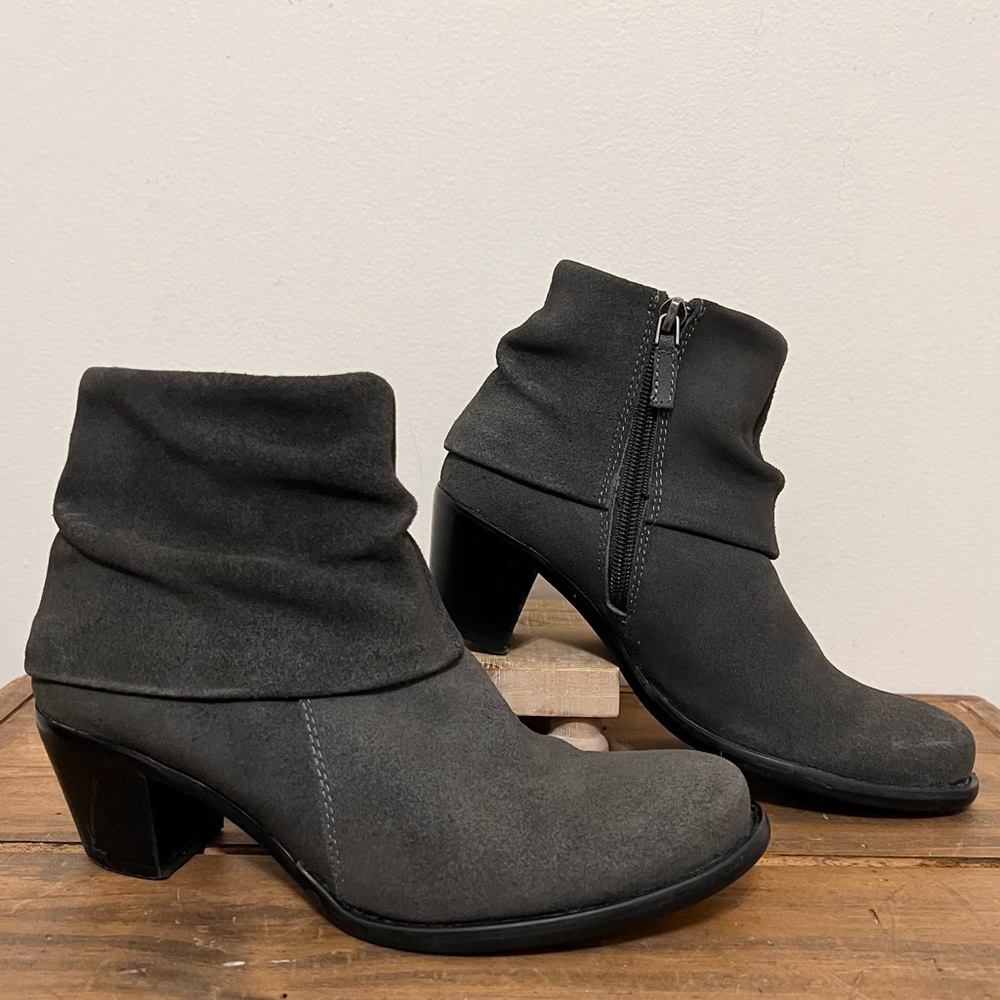 Cordani Gray Suede Ankle Booties
